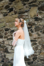 Load image into Gallery viewer, Mid Length Tulle Veil with Gathered Detailing