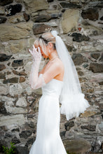 Load image into Gallery viewer, Mid Length Tulle Veil with Gathered Detailing

